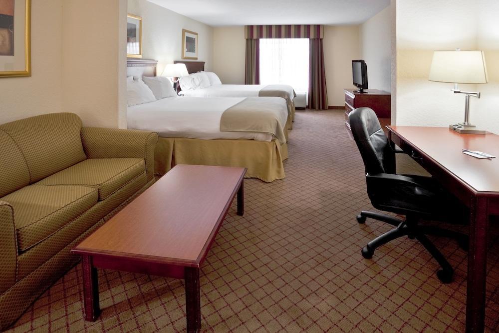 Holiday Inn Express St. Petersburg North / I-275 By Ihg Esterno foto