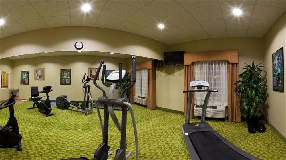 Holiday Inn Express St. Petersburg North / I-275 By Ihg Esterno foto